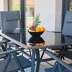 Sabic By The Sea Apartman *