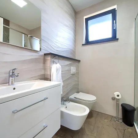 Sabic By The Sea Apartament Krk Town